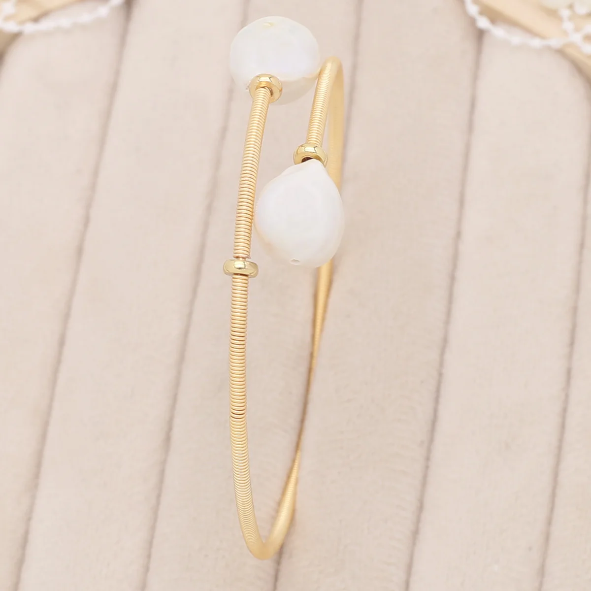 Женский браслет с жемчугом, Золотое и медное регулируемое кольцо с двумя натуральными жемчужинами