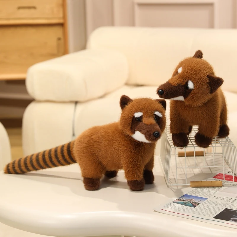 Фото Kawaii 53X25 см Coati плюшевая аниме-подушка Kawaii модная плюшевая кукла енот на плечо подушка для сна подарки для подруги №1
