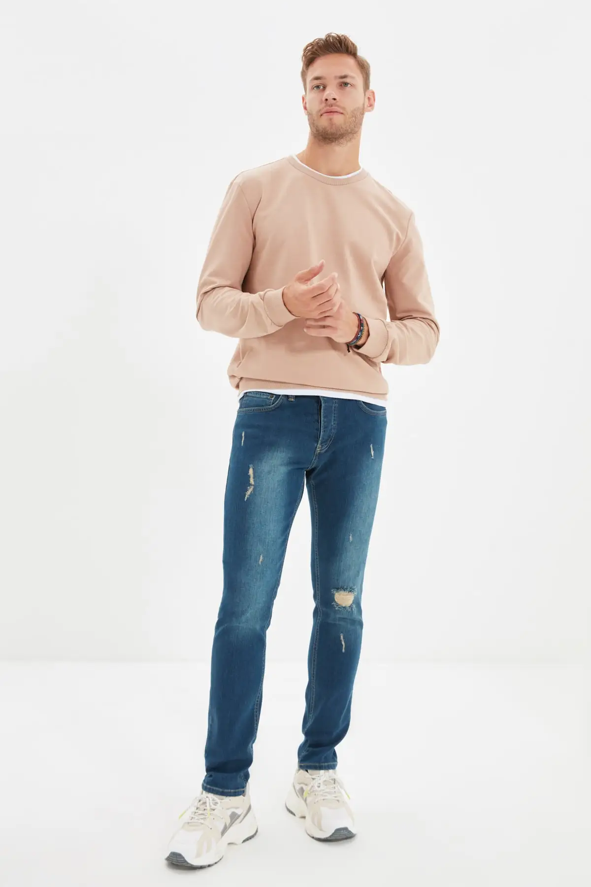 

Trendyol Male Skinny Fit Destroylu Jeans TMNAW22JE0309