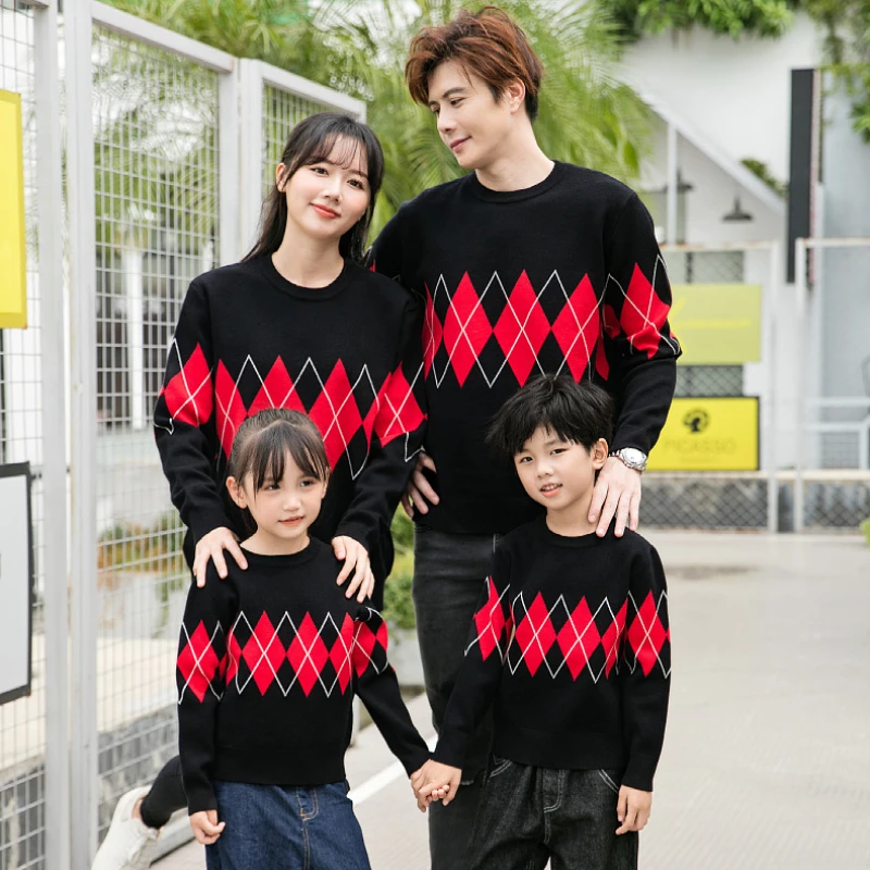 

Family Matching Sweater Kids Christmas Jumpers Mom And Daughter Knitted Top Dad Son Knit Pullovers Parent-Child Autumn Clothes
