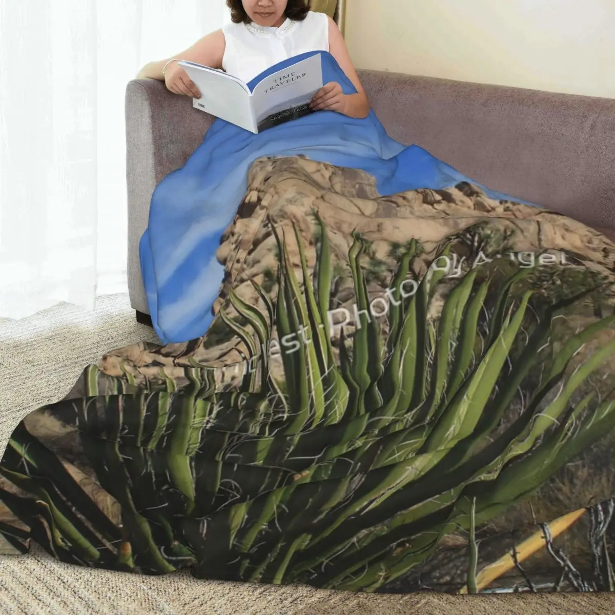 Всесезонное универсальное одеяло для путешествий может быть покрыто