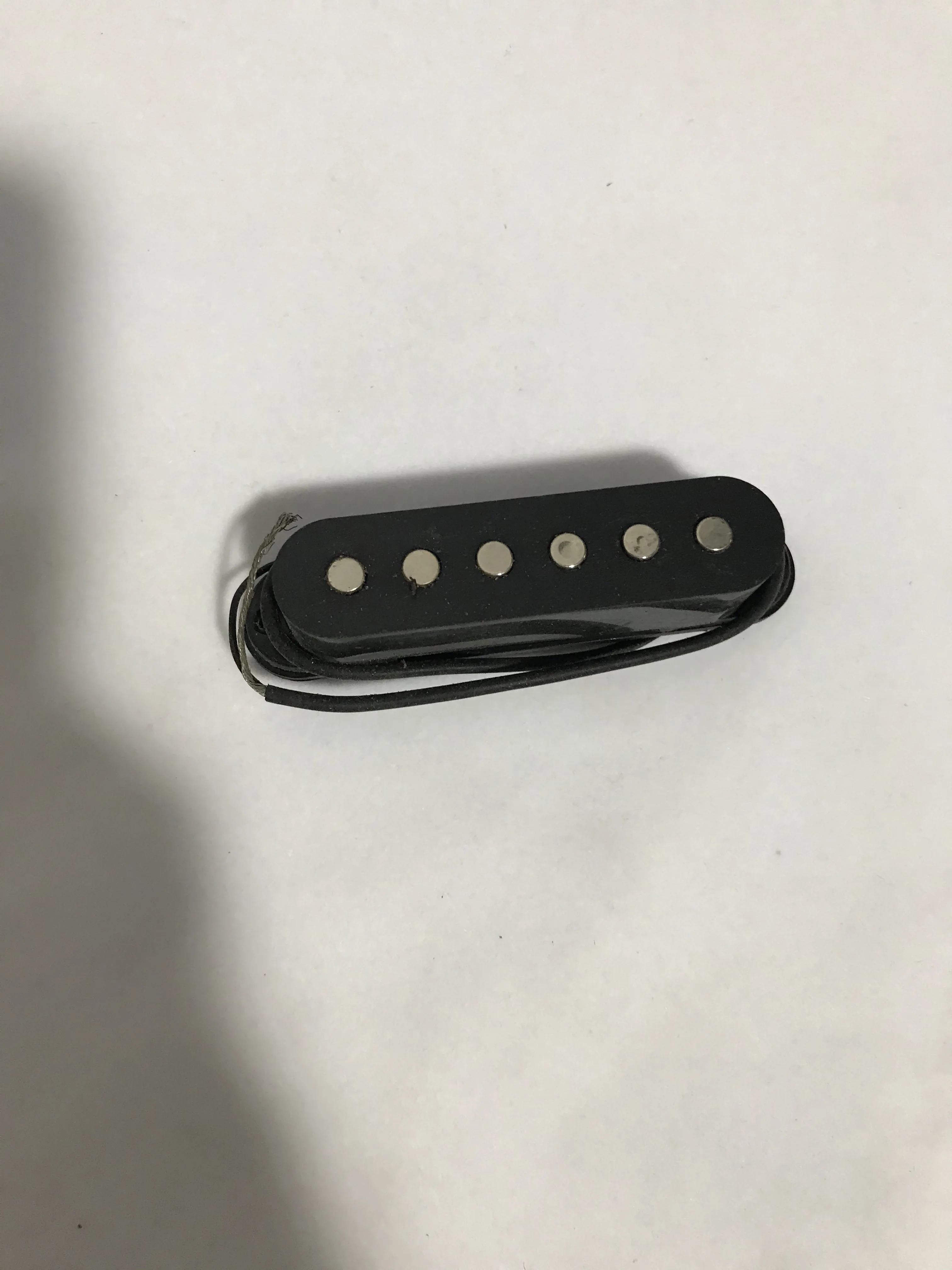 

Alnico 5 Single Coil Staggered Top Fiber Bobbin Fender Style Electric Guitar Pickup SSH Neck/Middle/Bridge 50mm