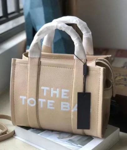 

2022 Summer Designer Women Tote Bag Large Capacity Shopping Handbag Lady Print Brand PU Letter Leather Shoulder Crossbody Bag MJ