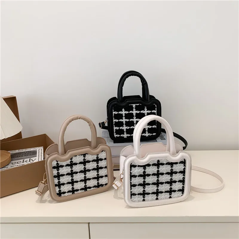 

Маленькая квадратная дамская сумочка, миниатюрный мессенджер на ремне, Роскошный дизайнерский саквояж в стиле ретро, популярные дорожные мешки