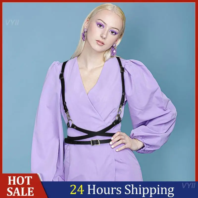 

Integrated Chain Design Material Faux Leather Waist Strap Clothing Accessories Strap Accessory Fashion Appearance Belt Belts
