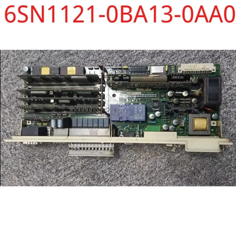 

Подержанный Универсальный блок управления Siemens test ok real 6SN1118-1NK00-0AA2 SIMODRIVE 611, 2 оси, ресивер соединения, позиции