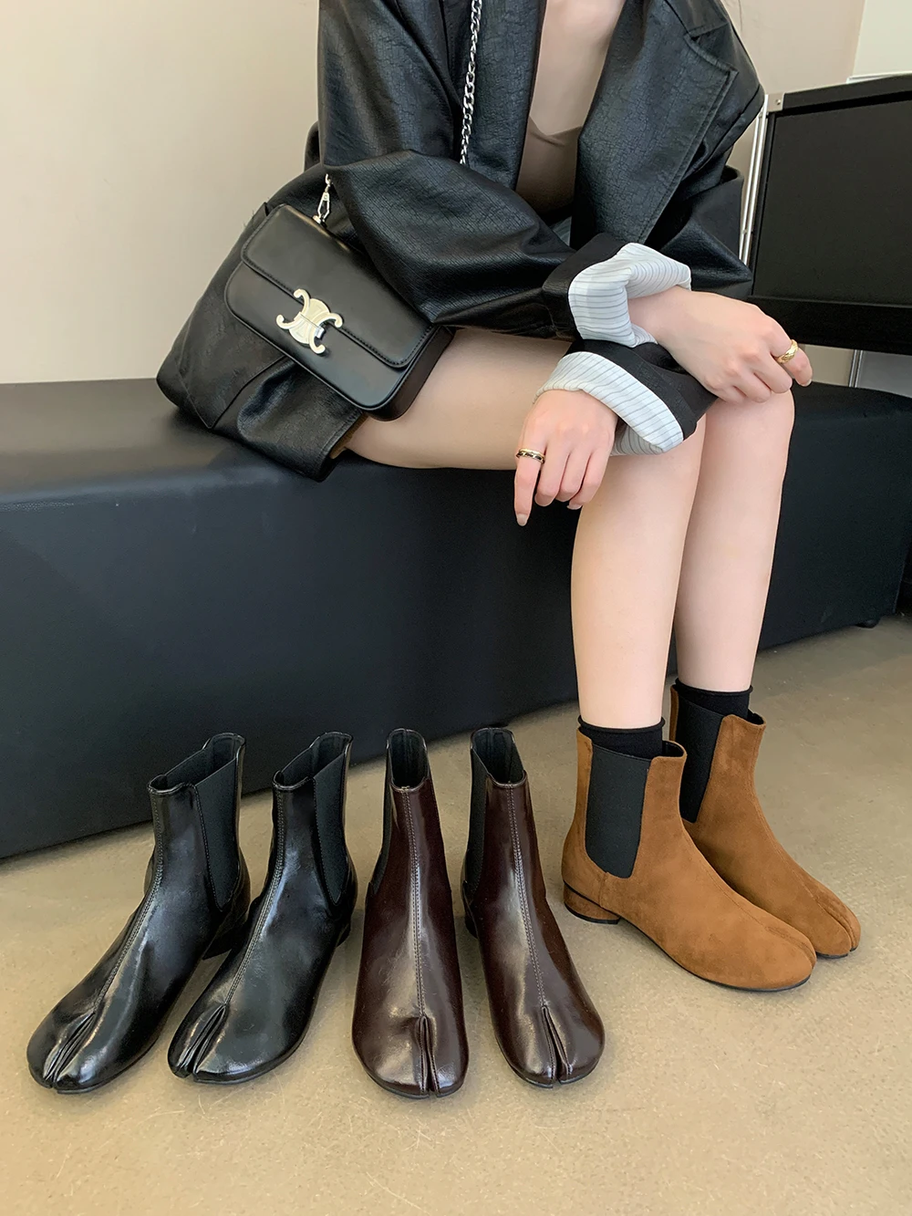 

Женские ботильоны карамельной расцветки, черные, коричневые полусапожки с застежкой, на низком каблуке, с резинкой, Размеры 35-39