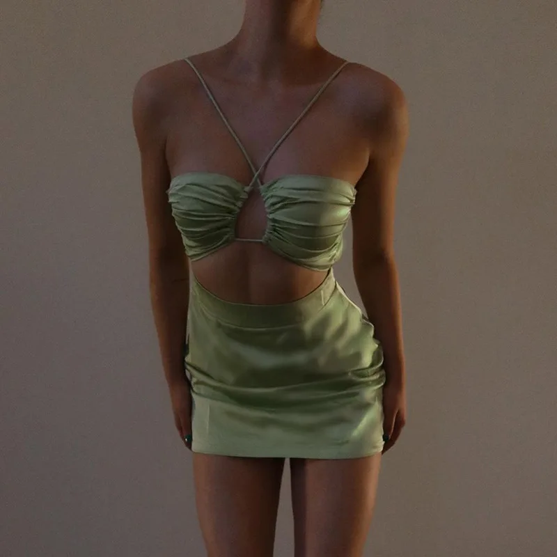 

Summer 2022 Women Pure Color Hang Neck Style Bosom Short Party Dress