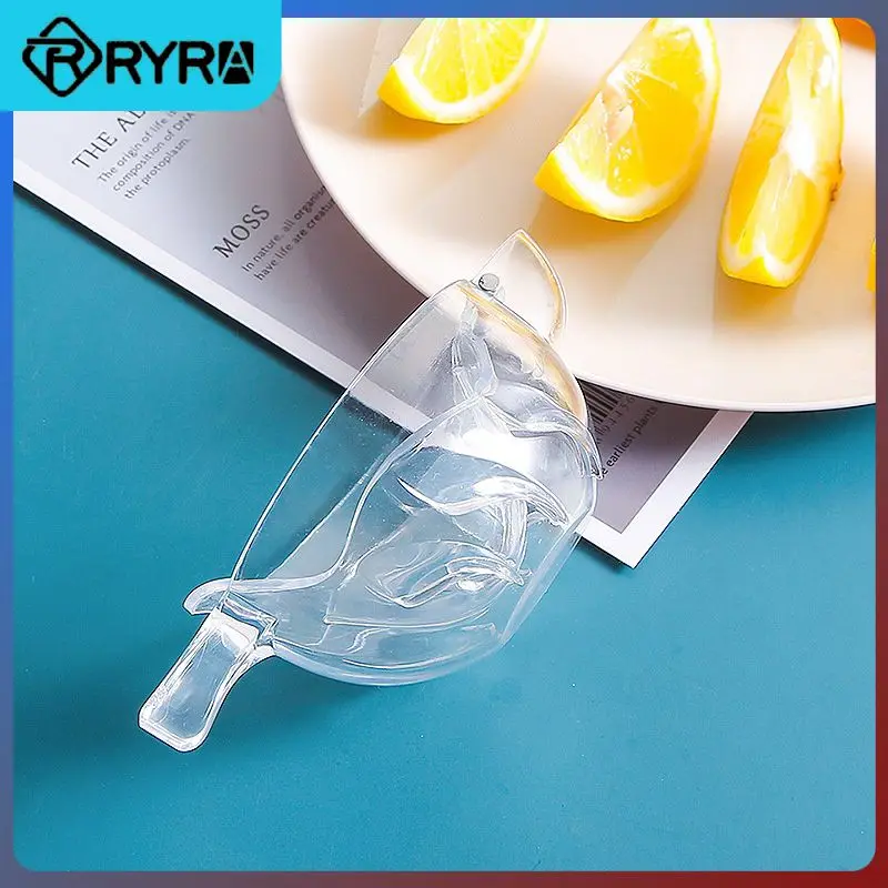 

Fast And Convenient To Pour Out Juice Innovative Structure Anti-slip Strong And Durable Manual Easy To Use Lemon Juicer Juicer