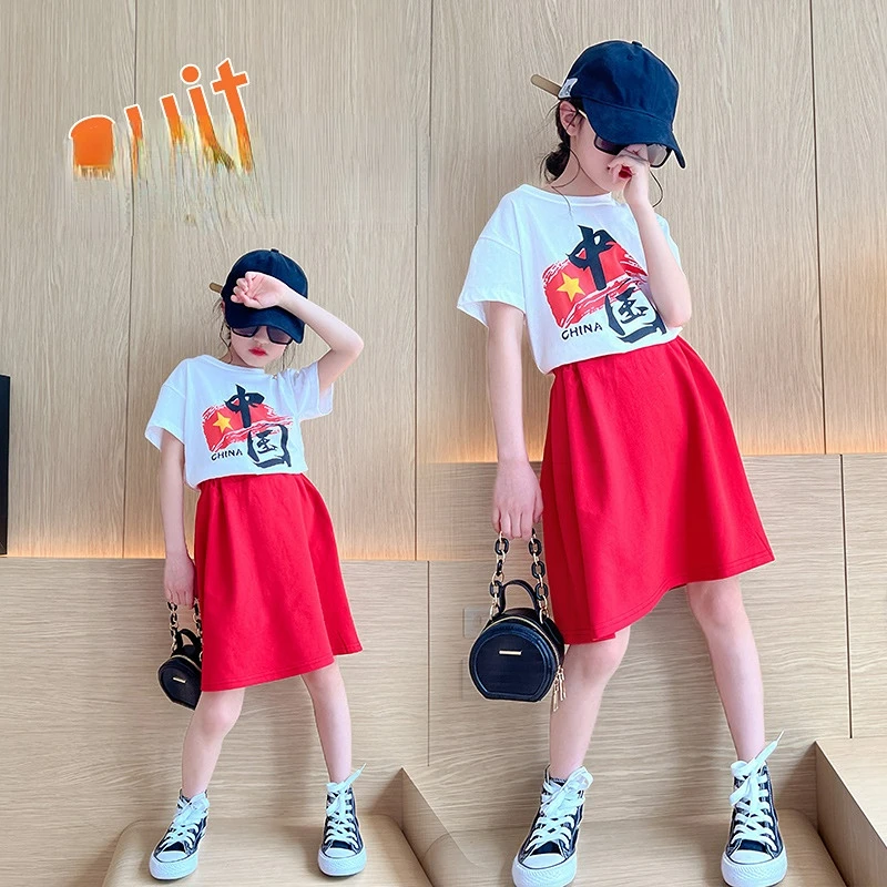 

Girls suit summer 2022 new fashionable big girl short-sleeved T-shirt casual skirt two-piece tide