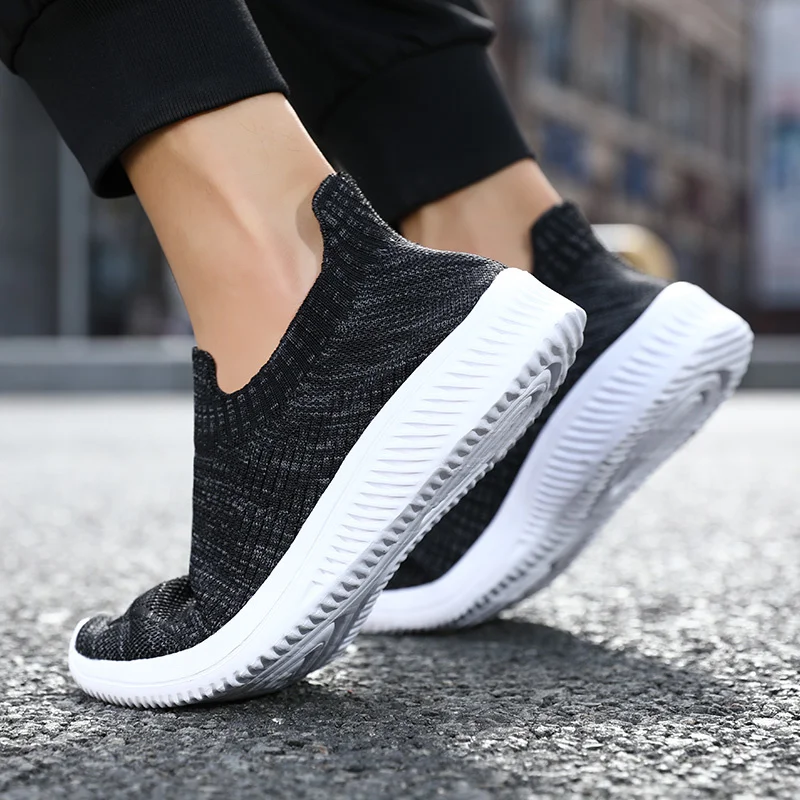 SALUDAS Shoes Men Ultralight Walking Breathable Running Shoes Comfortable Casual Shoe Men Sneakers Zapatillas Hombre Flats Shoes