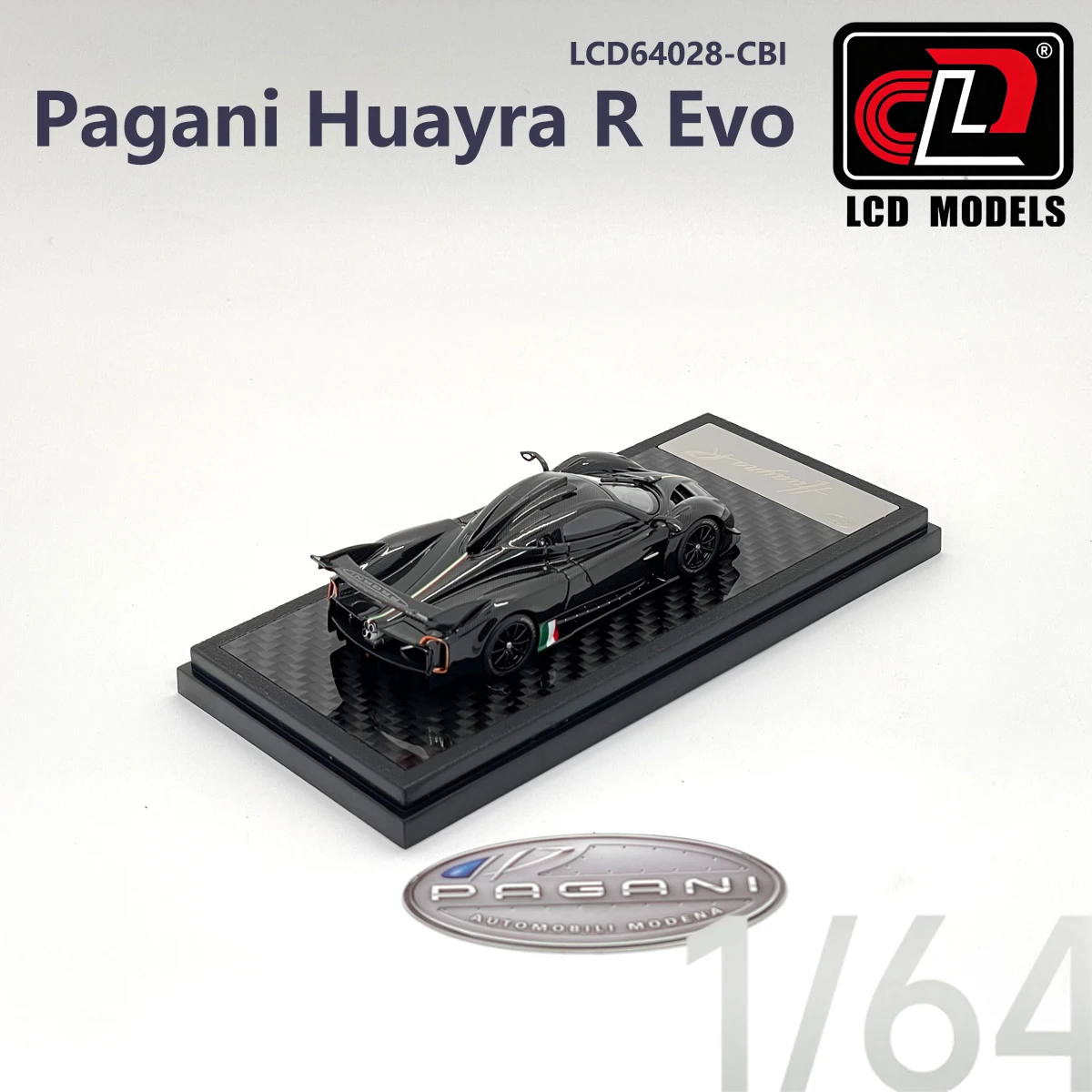 Фото LCD64028-CBI 1:64 Pagani Huayra R Carbon Black с итальянским флагом, коллекционная модель автомобиля из сплава, коллекция хобби-суперкаров. №3