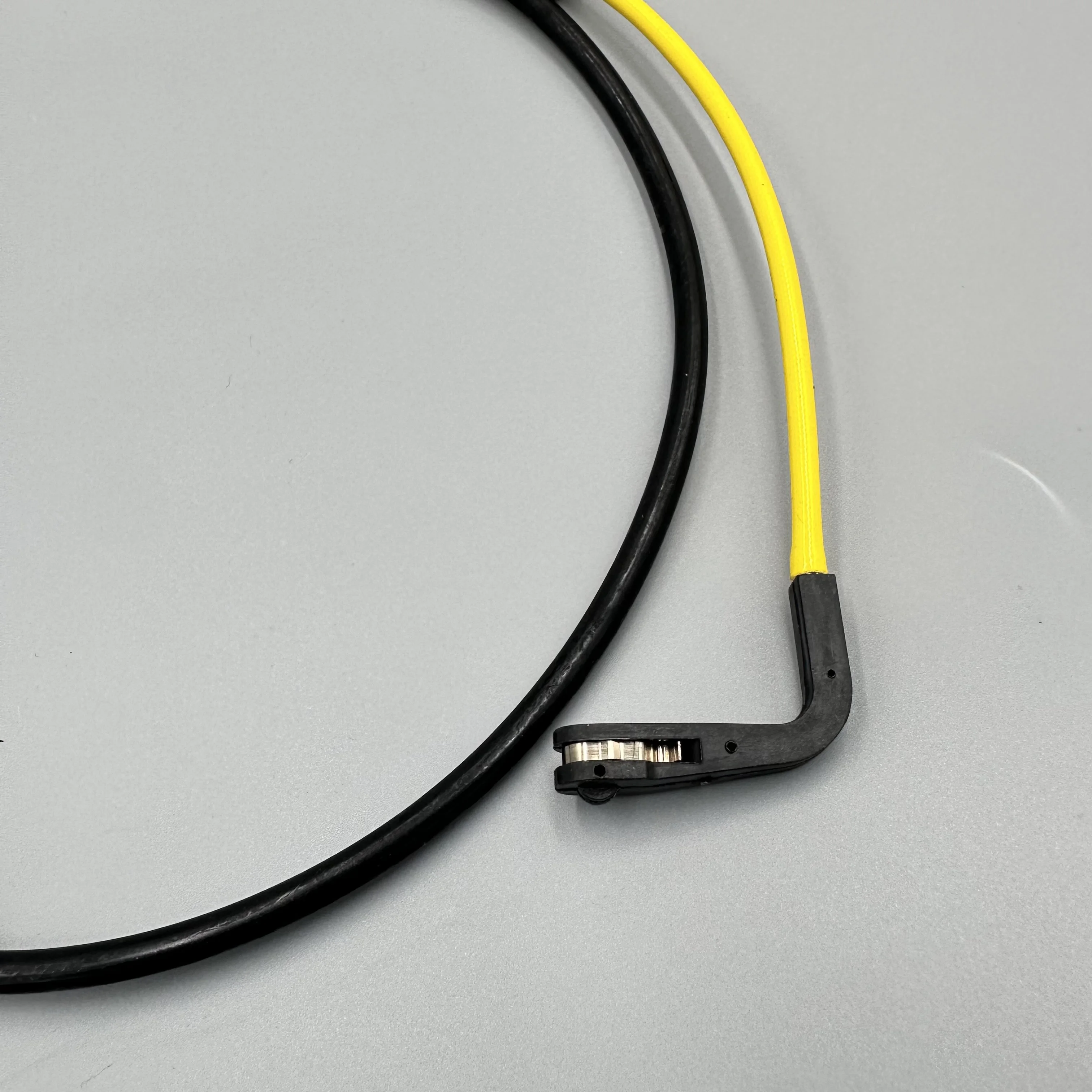 Датчик износа тормозной колодки T4A3467 T4A12867 T4A13370 LR090683 для Jaguar F-PACE Land Rover