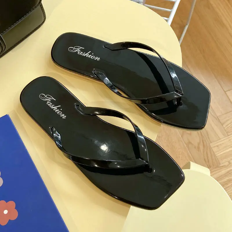 Comfortable Women's Flip Flops Summer New 2023 Fashion Slipper Designer Elegant Mirror Luxury with Free Shipping Slippers Woman