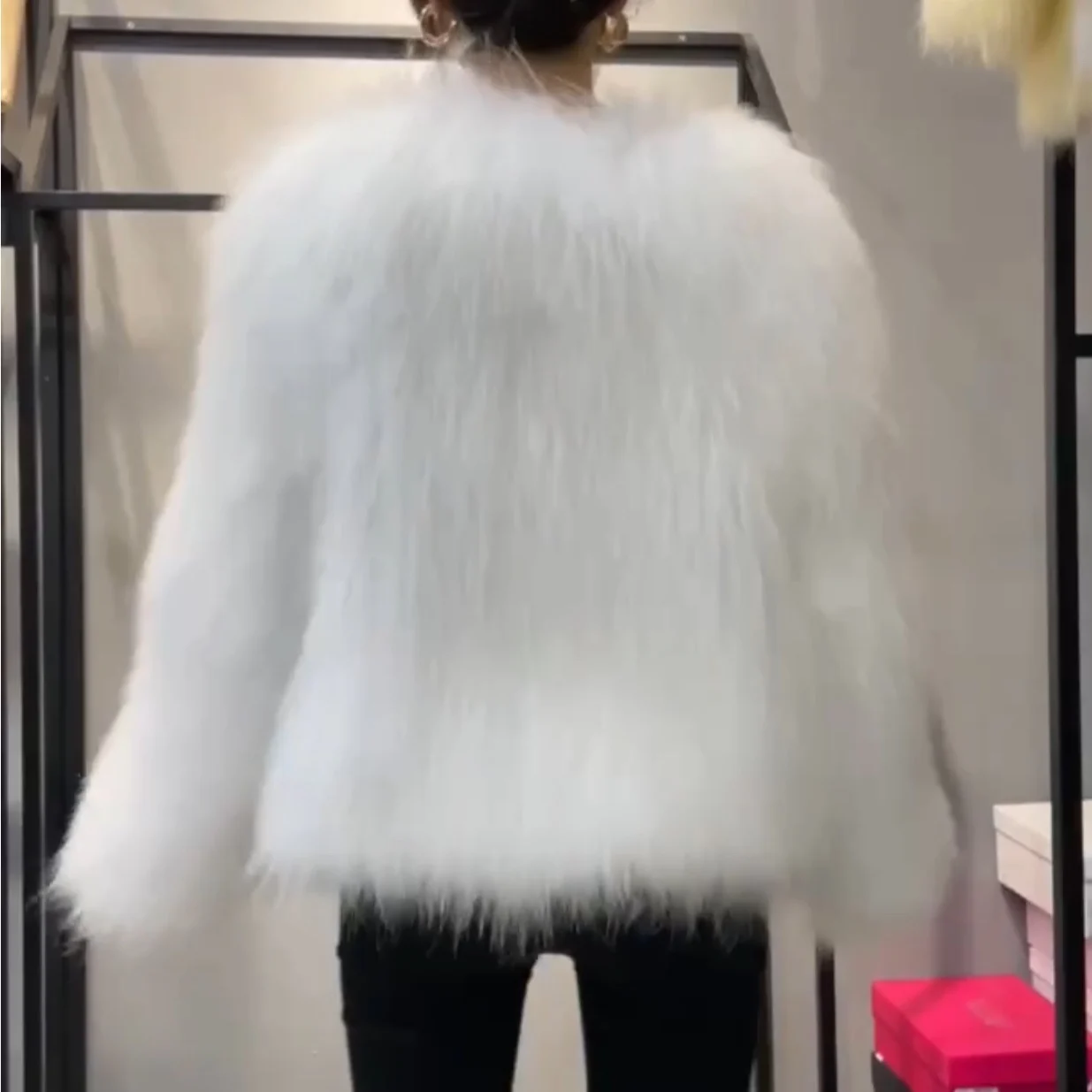 White Raccoon Woven Real Fur Handmade Short Coat Long Sleeve Warm Fashion Winter Women's Fur Coat White Age Reducing Jacket