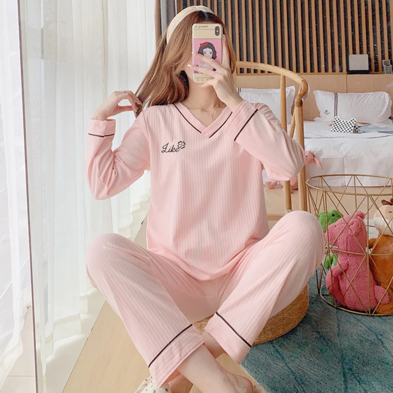 Pyjama Sets of Women 2 Pieces Elegant V-neck New Women's Pajamas Set Embroidered Summer Women's Clothing Free Shipping Pullover