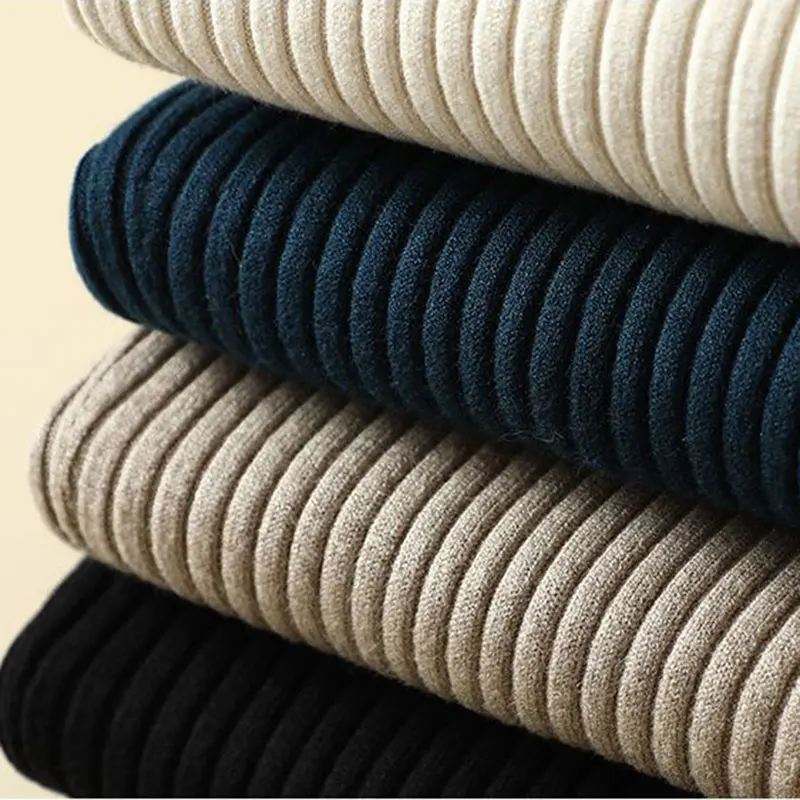 Женский трикотажный пуловер с длинным рукавом и ложным воротником