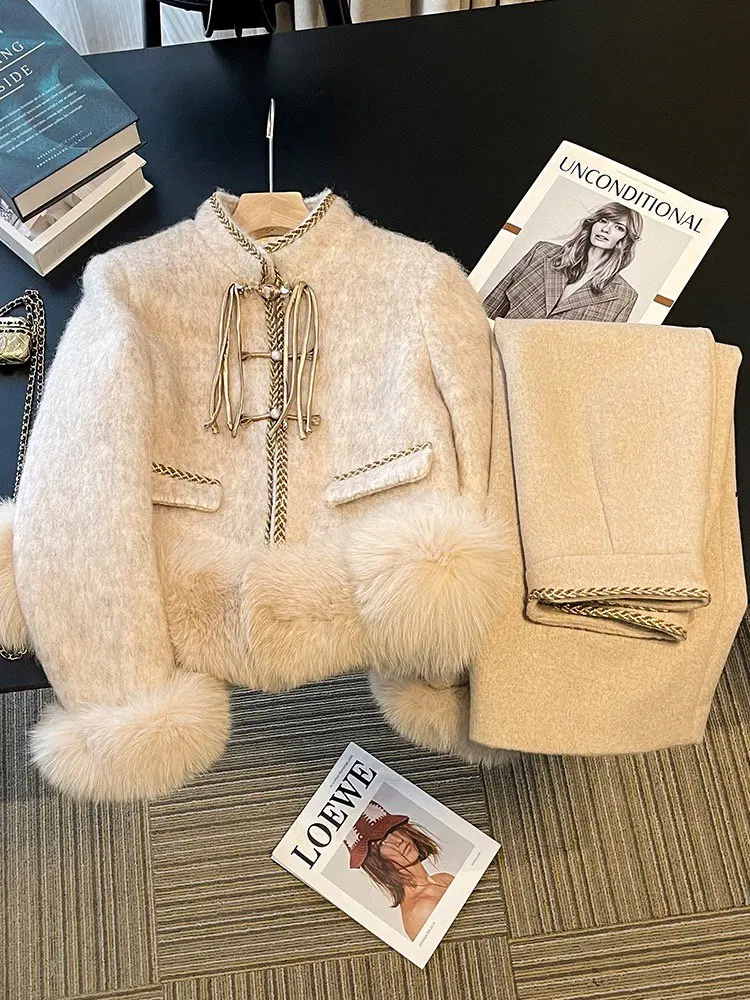 Костюм твидовый женский персиковый из пиджака и юбки с высокой талией