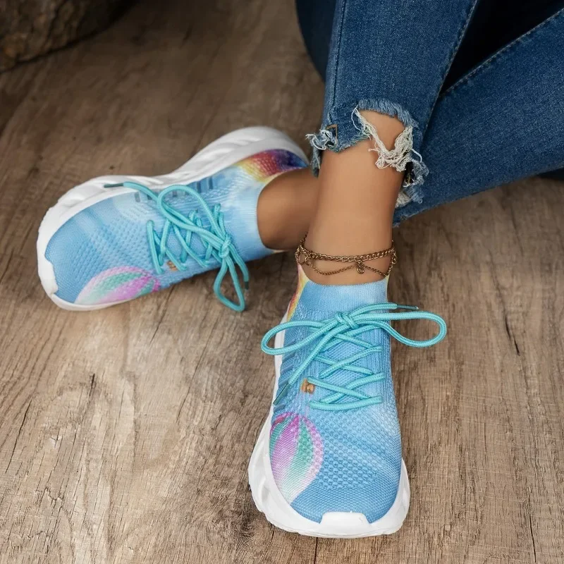 Женская спортивная обувь на плоской подошве новые весенние туфли из сетчатой