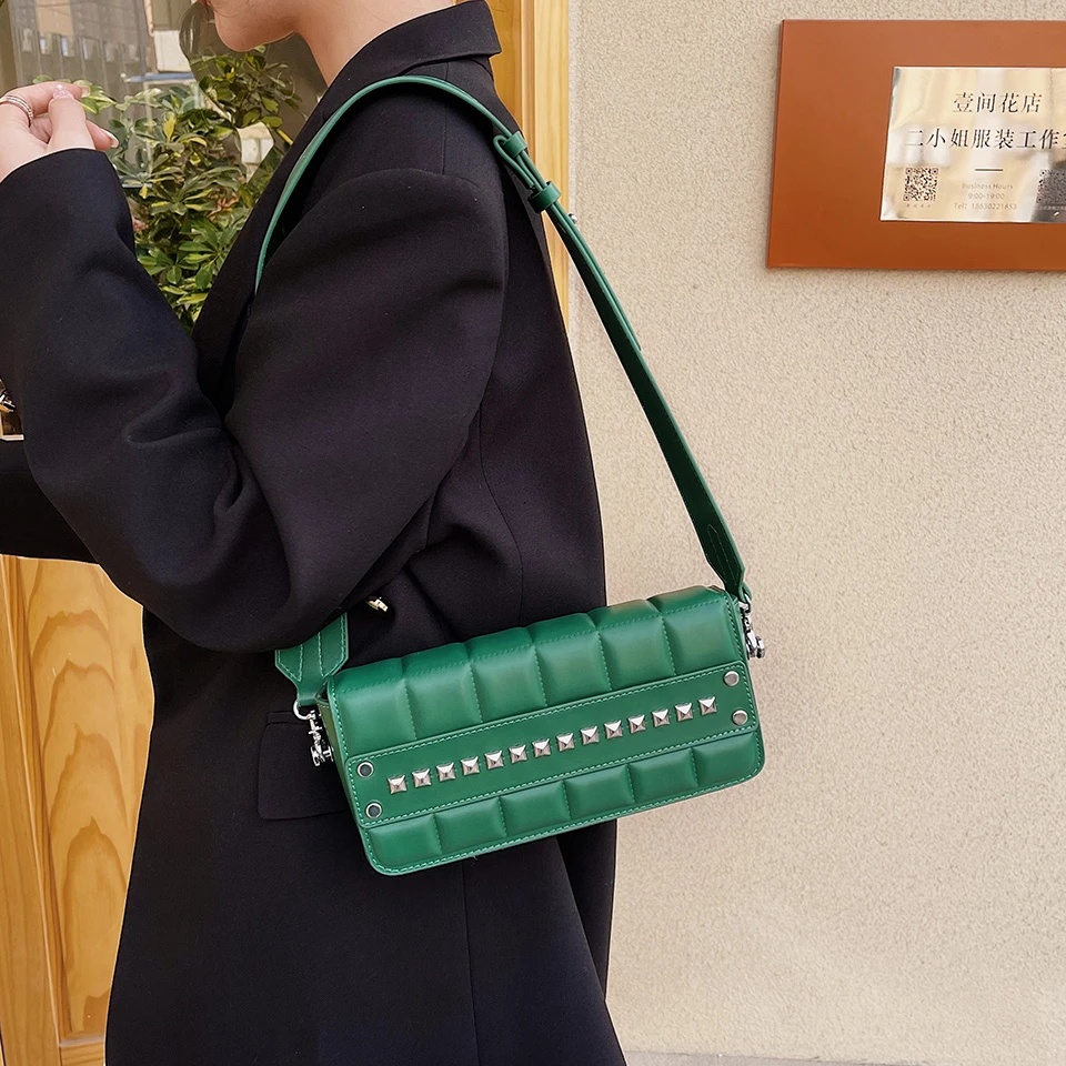 

Women's Bag 2022 Trend Luxury Designer Handbag Crossbody Bag Women Hand Bag Women Baguette Bags Small Bags