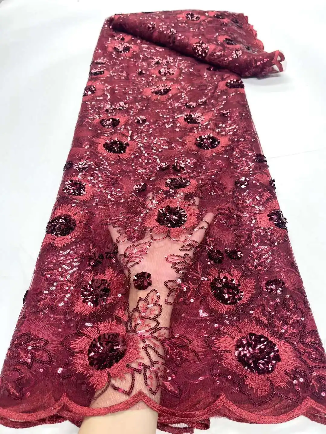 

2023 Sequins Lace Embroidered French Champagne Burgundy Color Net African Sequins 3D Flower Tulle Lace Fabric For Wedding