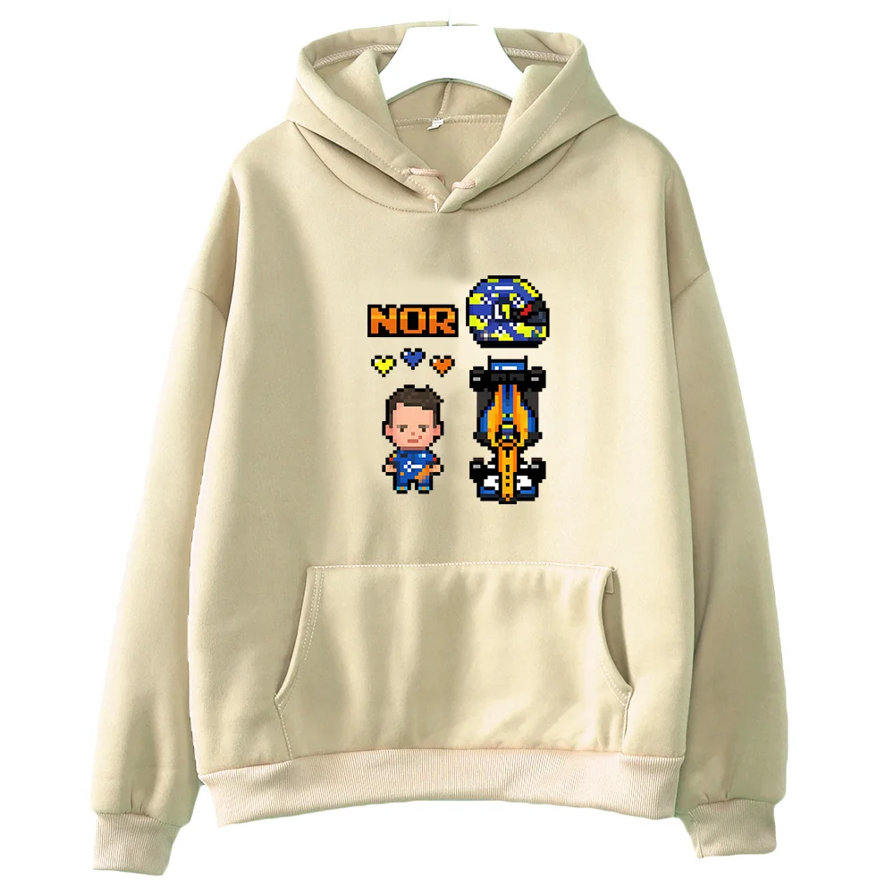 Рисунок 5 - Толстовка с капюшоном с мультипликационным