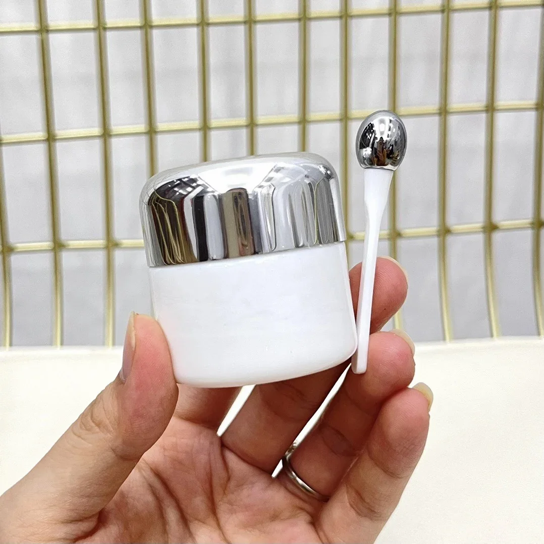 

Увлажняющий крем для кожи вокруг глаз, 15 мл