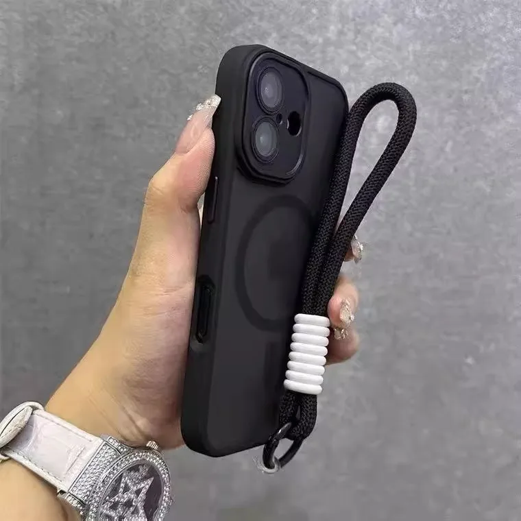 Фото Чехол с магнитной зарядкой из натурального титана и ремешком для iPhone 16, 15, 14, 13, 12, 11 Pro Max Plus, чехол-бампер Magsafe №4