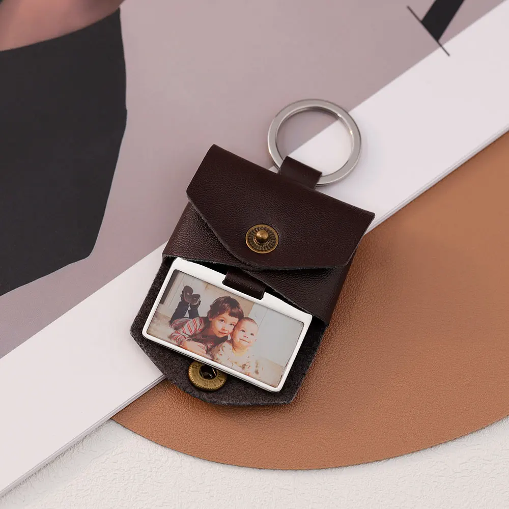 

Leather Family Keychains with Customized Photo to Dad Gift Accept Dropshipping