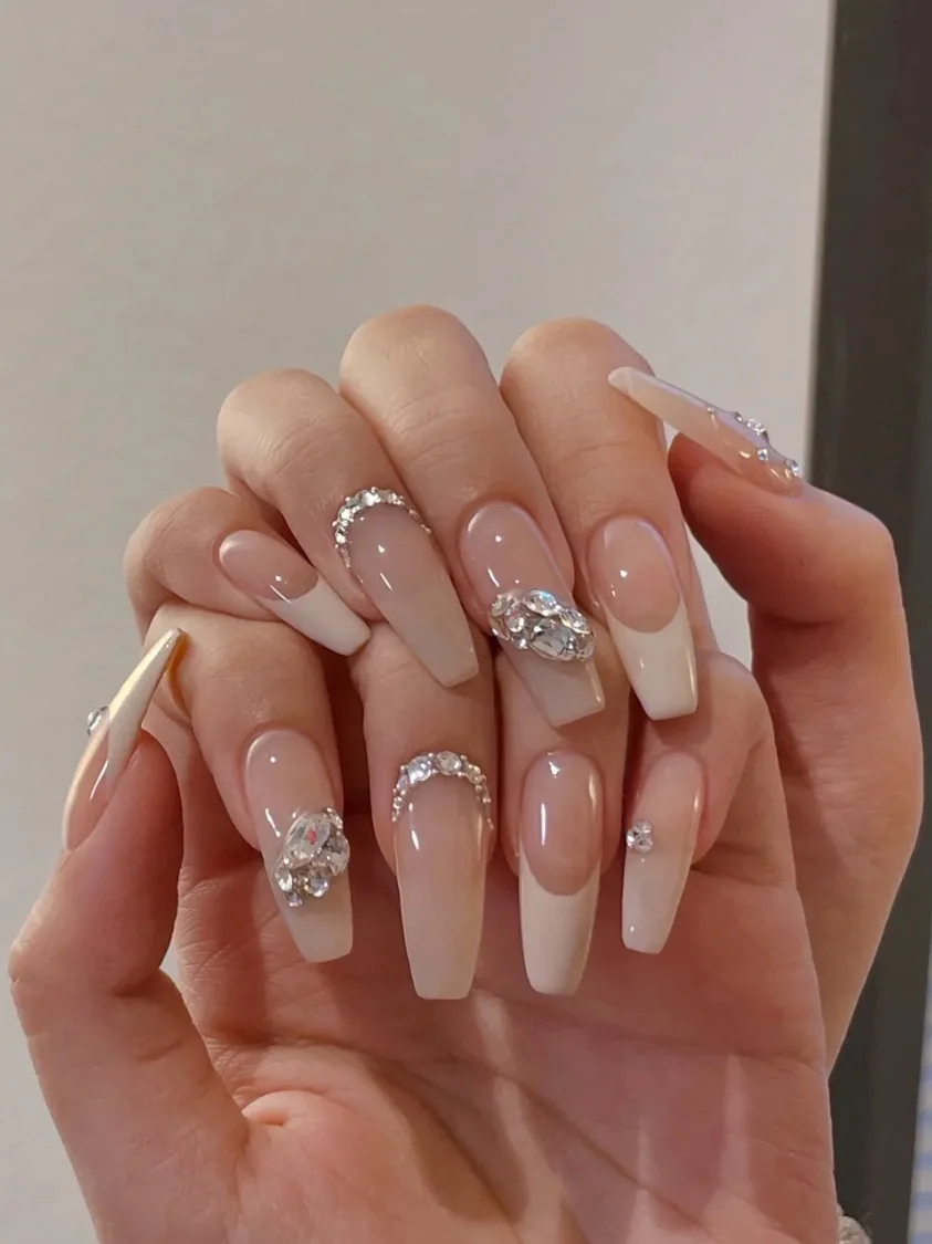 

10 Handmade nails Long Coffin fake Nails White Heart Square rhinestone Fake nails for women and girls nail art DIY