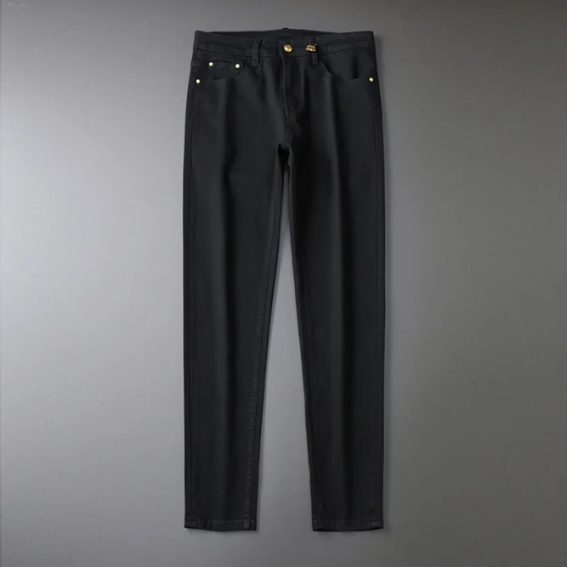 Рисунок 6 - Белые джинсы, Мужские повседневные