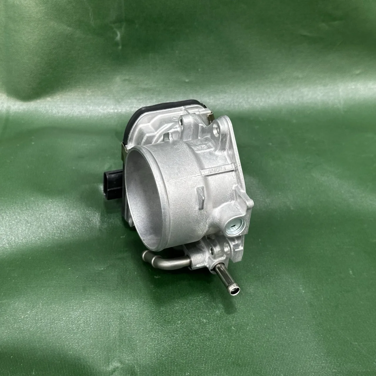 Фото 22030-24010 Дроссельная заслонка в сборе для Toyota Corolla SE 22030-F2010 22030-F2040 №5