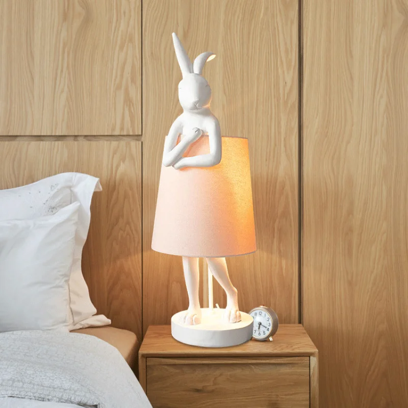 

Nordic Apron Rabbit Table Lamp Resin Animal Lights Desk Lamp Italian Creative Designer Decoration Study Bedroom Bedside Lighting