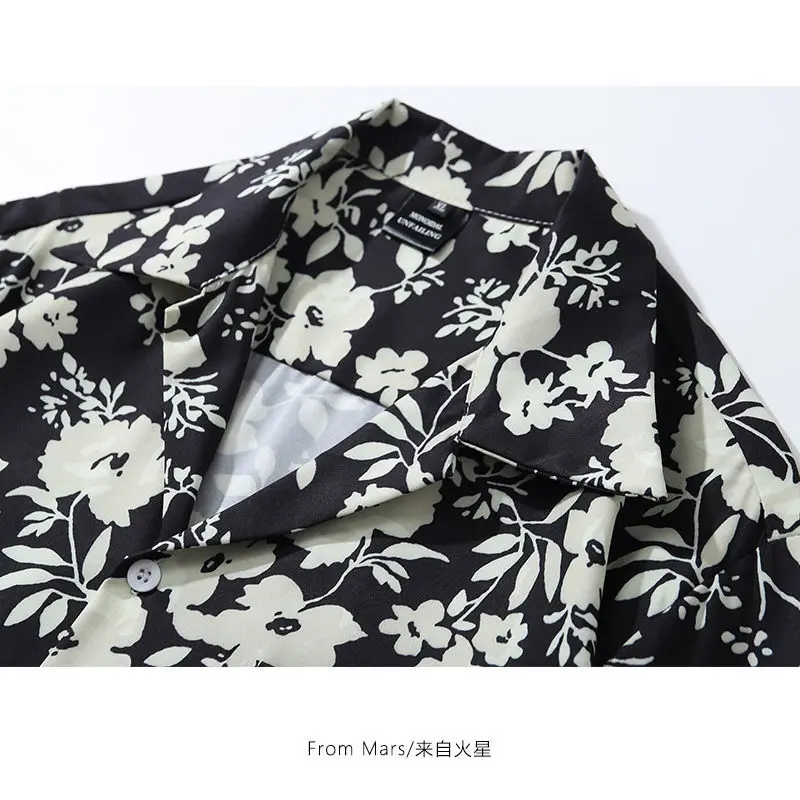 Black and White Camellia short sleeve shirt  Retro Unisex Style Hawaiian Short Sleeve Shirt  Loose and Idle Men Clothing