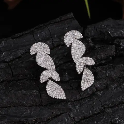 ZAKOL простой модный цветочный дизайн женские висячие серьги с цирконом блестящие гламурные ювелирные аксессуары для свадебной вечеринки