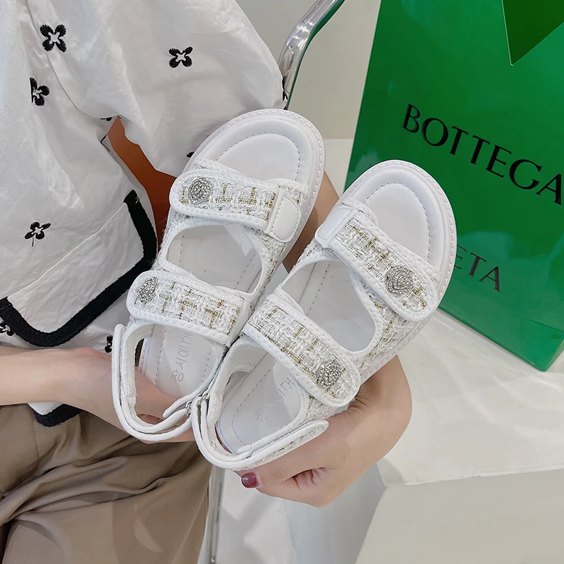 Women's Designer Brand Roman Fragrance Sandals 2023 Summer New Fashion British Wind Sewing Thread Slippers Casual Platform Shoes