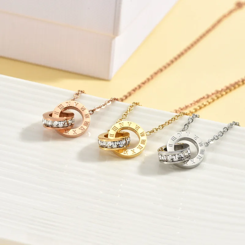 

Roman Double Ring Rose Gold Titanium Steel Necklace Pendant for Female Minority Simple and Luxury Design with Versatile Collar