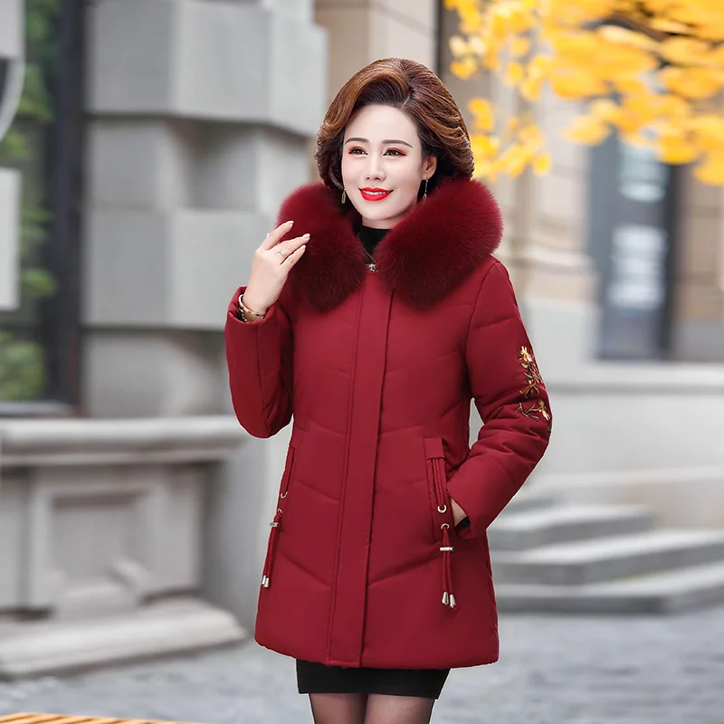 Middle-aged Women Jackets Parkas New Winter Jacket Fur Collar Embroidery Hooded Female Cotton Padded Coat Parka Warm Outerwear