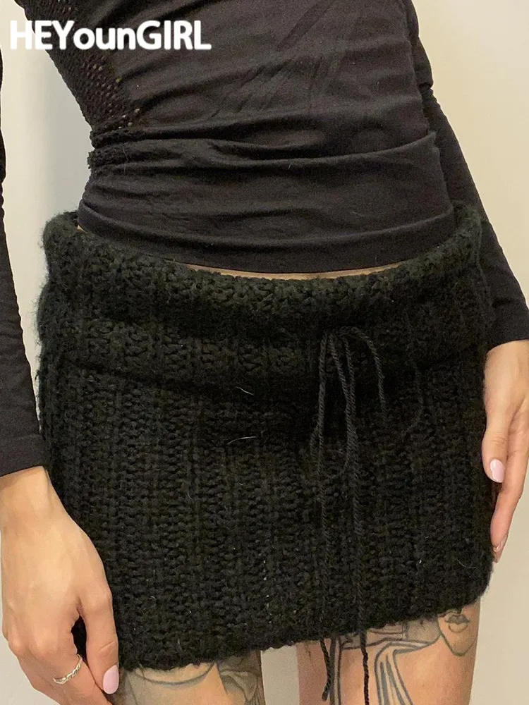 

HEYounGIRL Vintage Women Black Skirts Knitting Winter Outfits Solid Elegant High Street Harajuku Mini Skirts Outdoor Clothes