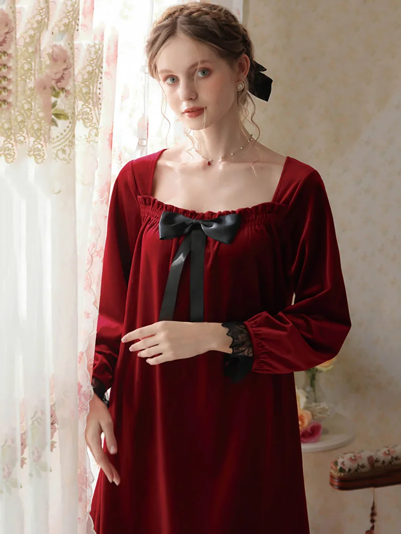 Women French Elegant Velvet Night Dress Long Sleeve Velour Robe Ruffles Bowknot Sleepwear Princess Nightwear Vintage Nightgowns