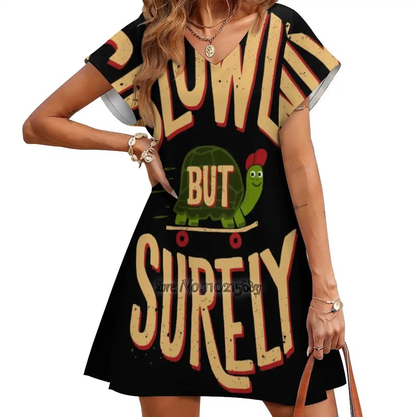 

Юбка с V-образным вырезом, с коротким рукавом