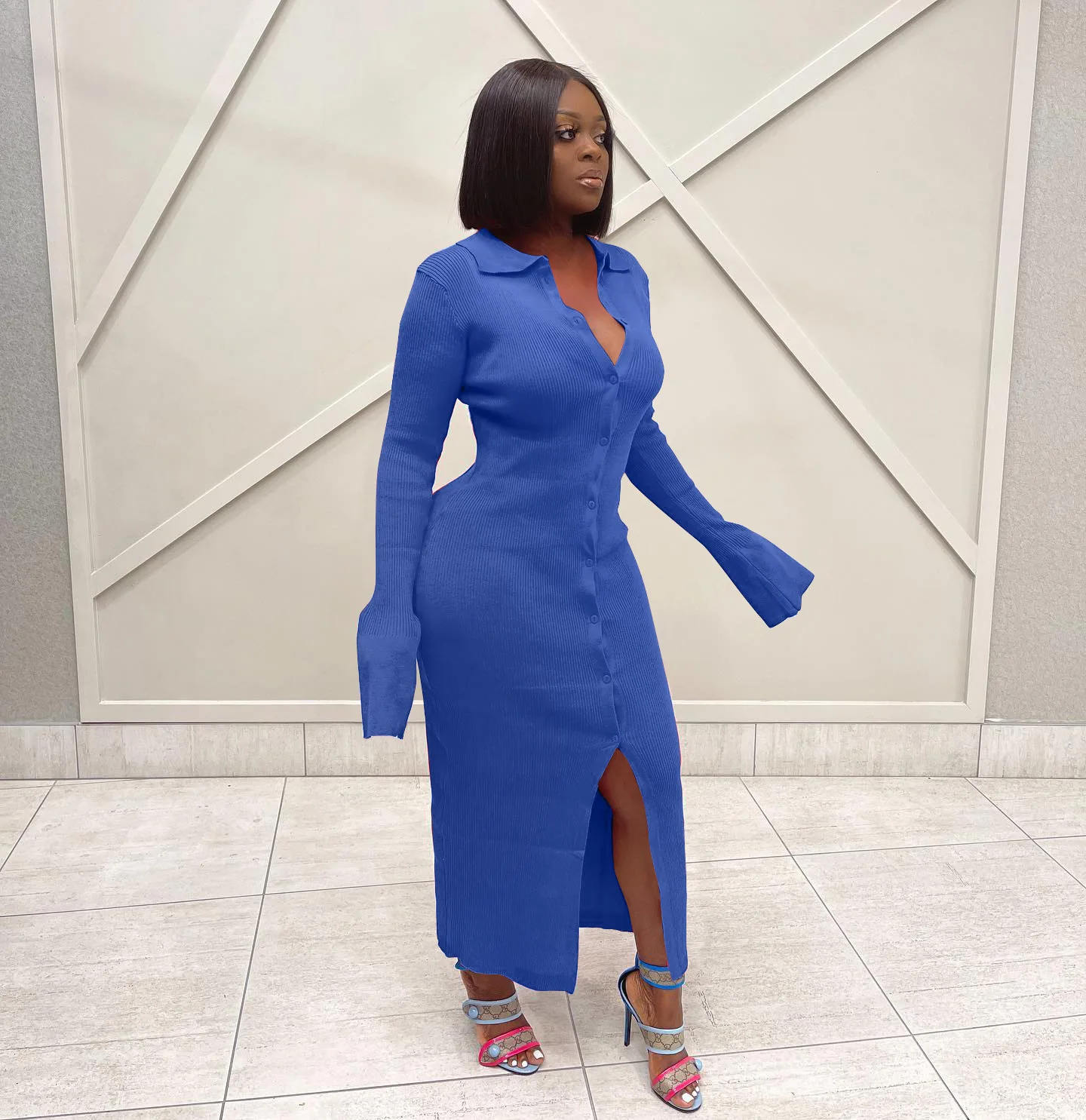 

Сексуальное трикотажное женское платье миди с V-образным вырезом, облегающее модное платье-свитер на пуговицах с длинным рукавом, женские о...