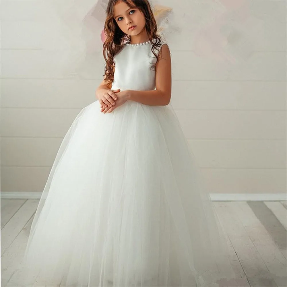 

Backless Pearls Flower Girl Dress Trailer Puffy Wedding Party Gowns for Girl First Communion Dresses Eucharist Attended Princess