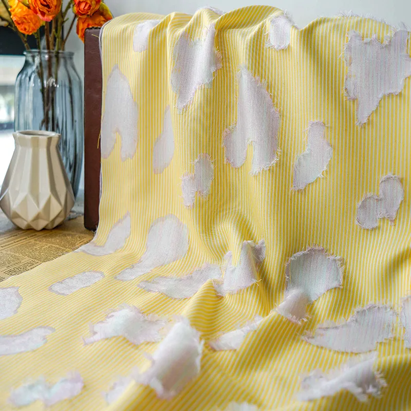 

Cream Yellow Stripe Yarn Dyed Jacquard Fabric Women's Spring Autumn Dress Bag Diy Sewing Fabric 50cmx145cm