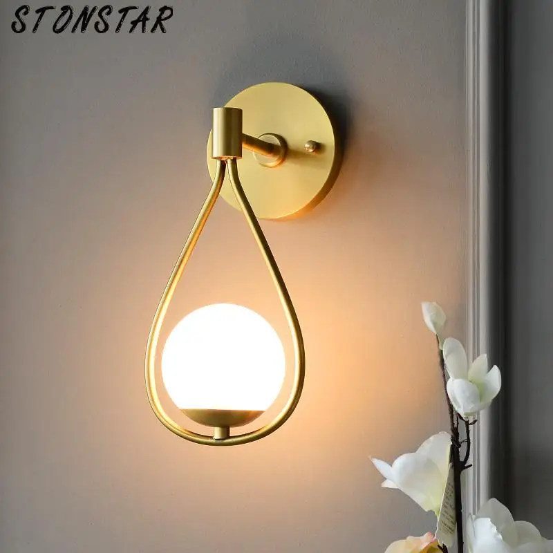 

Настенная лампа для туалетного столика, современная настенная лампа из глянцевого стекла, лампа для гостиной и спальни, декоративное Внутр...