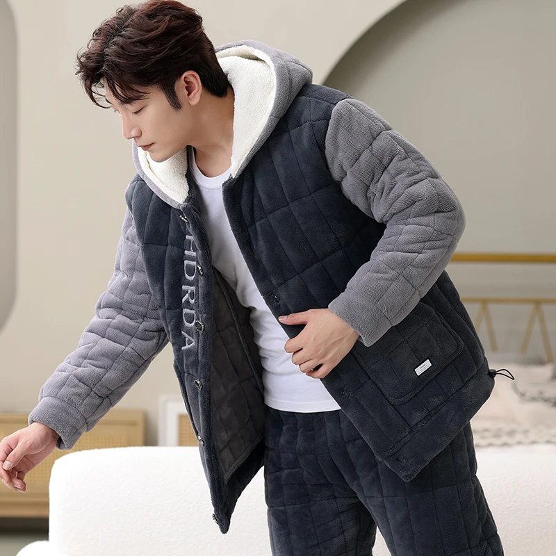 Мужские пижамы на осень и зиму флисовой подкладке утолщенная трехслойная куртка