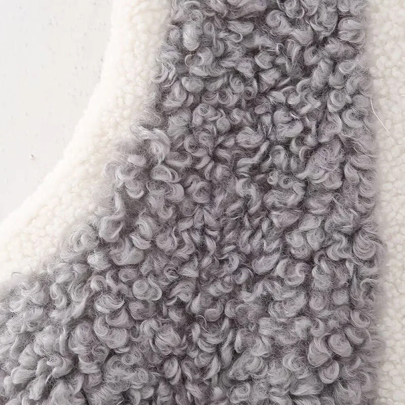 Женский зимний теплый жилет из овечьей шерсти