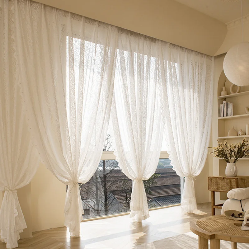 Вязаная крючком занавеска