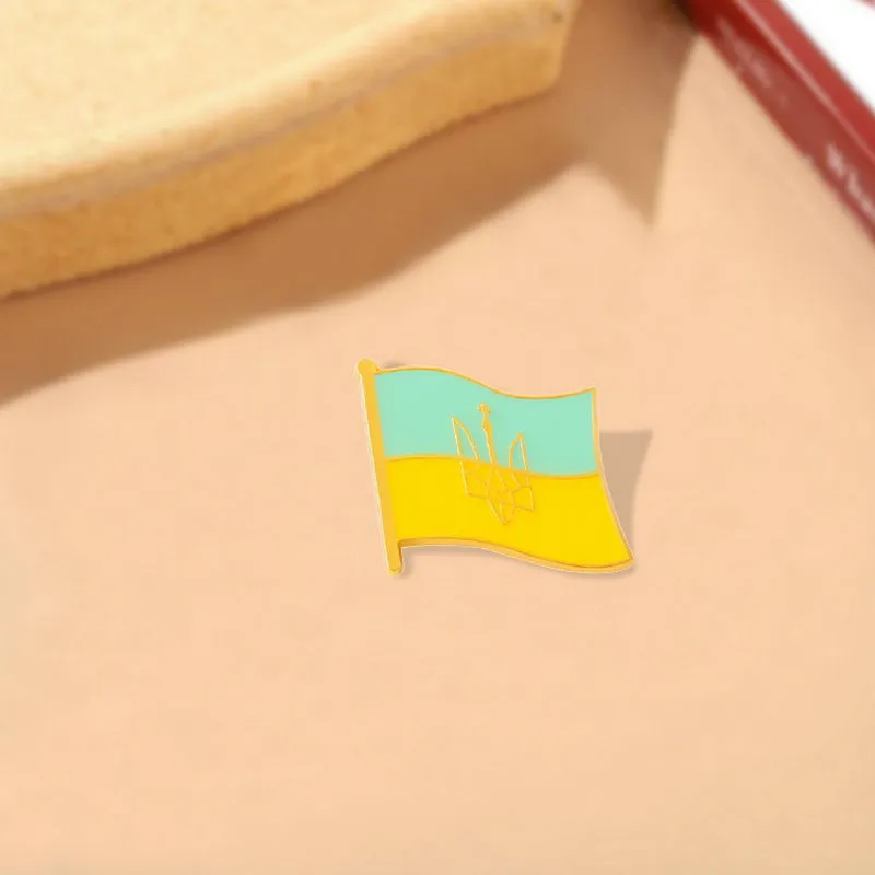 Броши на заказ простые значки лацкан украшения мира и любви подарок для друзей