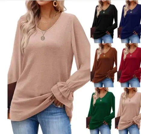 

Женская футболка, повседневный свободный однотонный топ с V-образным вырезом и длинными рукавами-лепестками, модная уличная простая стильн...
